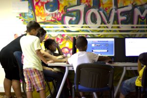 The digital inclusion centre from the project “Espaço Jovem da Quinta do Lavrado – E5G”